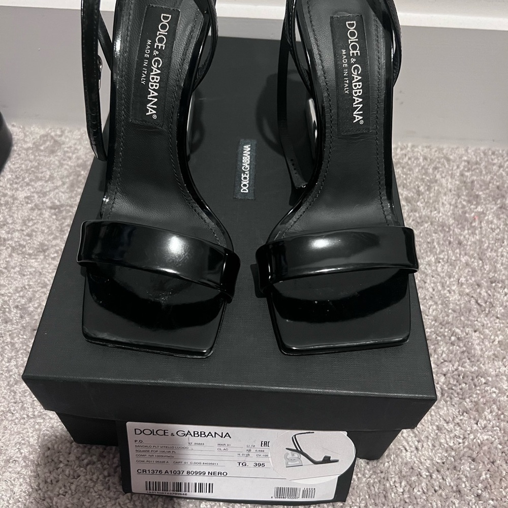 Dolce & Gabbana Glossy Black Heels